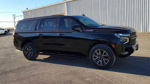 2023 Chevrolet Suburban 4WD Z71