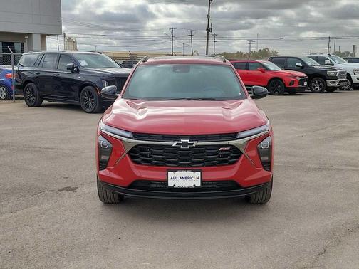 Apex Red 2026 Chevrolet Trax FWD 2RS