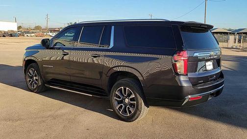 2023 Chevrolet Suburban LS