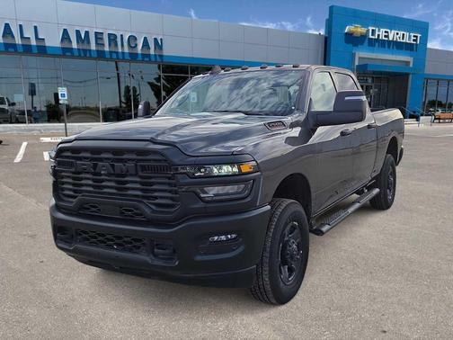 2025 RAM 2500 Tradesman Crew Cab 4x4 6'4' Box