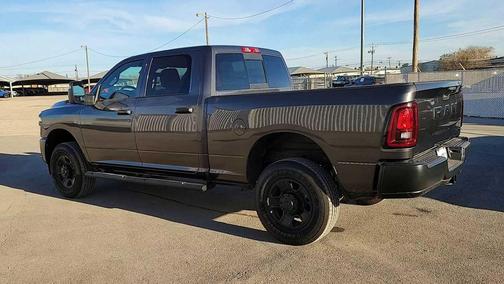 2025 RAM 2500 Tradesman Crew Cab 4x4 6'4' Box