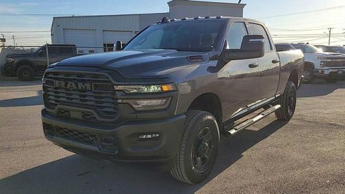 2025 RAM 2500 Tradesman Crew Cab 4x4 6'4' Box
