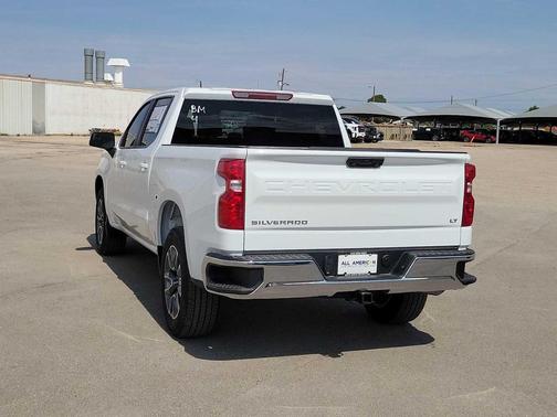 Summit White 2026 Chevrolet Silverado 1500 LT