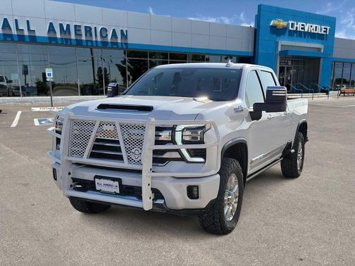 Iridescent Pearl Tricoat 2024 Chevrolet Silverado 2500 High Country