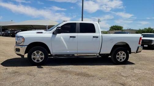 2023 RAM 2500 Big Horn Crew Cab 4x4 6'4' Box