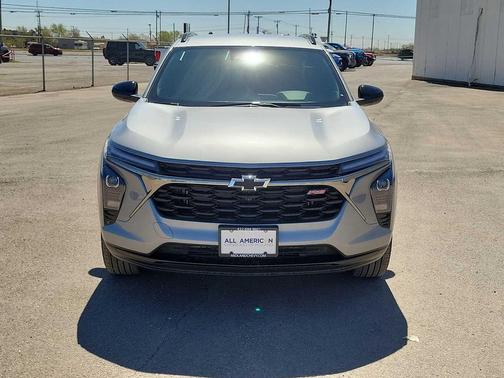 Sterling Gray Metallic 2026 Chevrolet Trax FWD 2RS