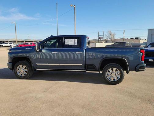 Lakeshore Blue Metallic 2026 Chevrolet Silverado 2500 High Country