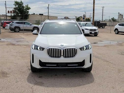 Alpine White 2025 BMW X5 sDrive40i