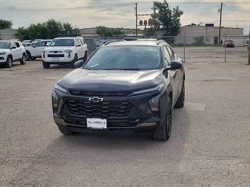 Mosaic Black Metallic 2025 Chevrolet Trax FWD ACTIV