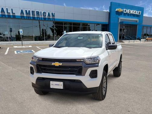 Summit White 2026 Chevrolet Colorado LT