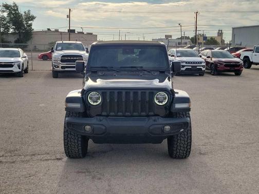 Black Clearcoat 2019 Jeep Wrangler Unlimited Sahara