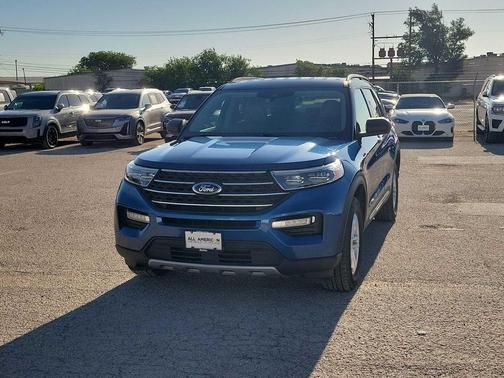 ATLAS BLUE METALLIC 2023 Ford Explorer XLT