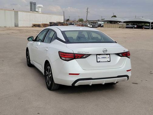 Aspen White Tricoat 2024 Nissan Sentra SV
