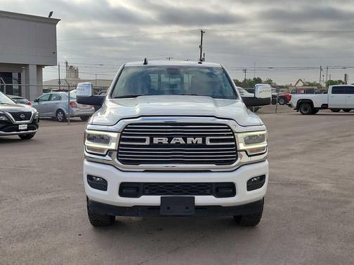 Bright White Clearcoat 2024 RAM 2500 Laramie Crew Cab 4x4 6'4' Box