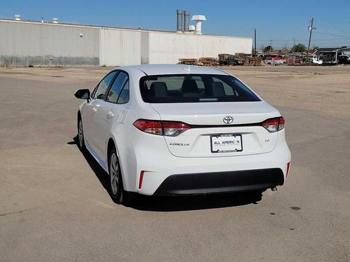 Ice Cap 2026 Toyota Corolla LE