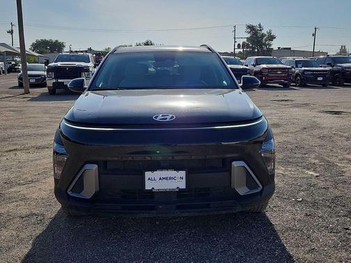 Abyss Black Pearl 2024 Hyundai KONA SEL