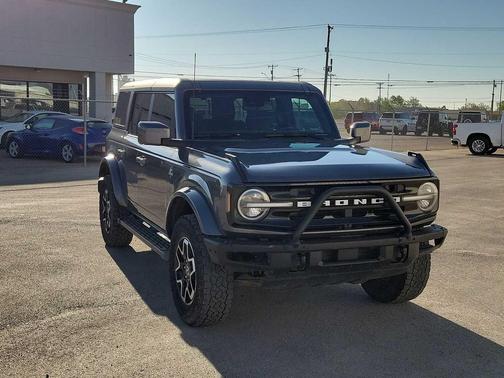 CARBONIZED GRAY METALLIC 2022 Ford Bronco Outer Banks