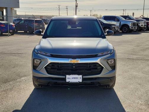 Sterling Gray Metallic 2026 Chevrolet Trailblazer LS