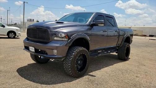 2017 RAM 1500 Night Crew Cab 4x4 6'4' Box