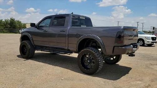 2017 RAM 1500 Night Crew Cab 4x4 6'4' Box
