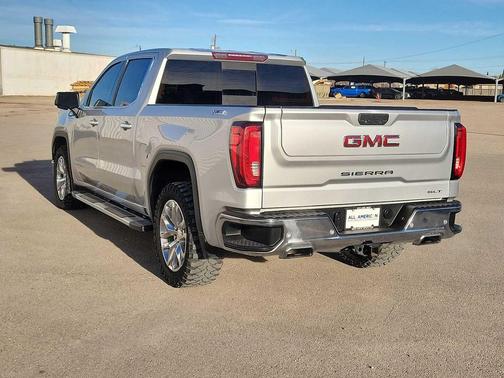 2021 GMC Sierra 1500 SLT