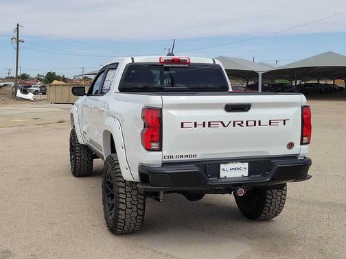 Summit White 2026 Chevrolet Colorado Z71