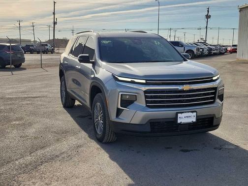 Sterling Gray Metallic 2026 Chevrolet Traverse LT