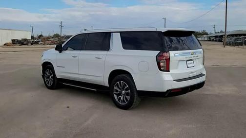 2022 Chevrolet Suburban LT