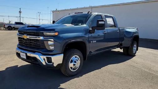 Lakeshore Blue Metallic 2026 Chevrolet Silverado 3500 LT