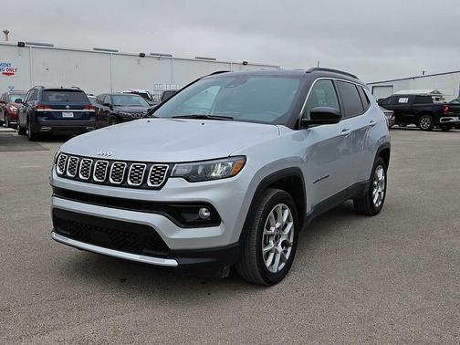 Silver Zynith Metallic Clearcoat 2025 Jeep Compass Limited