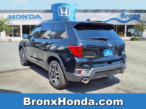 2023 Honda Passport Elite