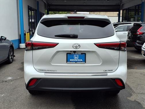 2023 Toyota Highlander LE