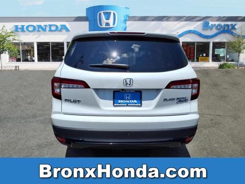 2022 Honda Pilot Black Edition