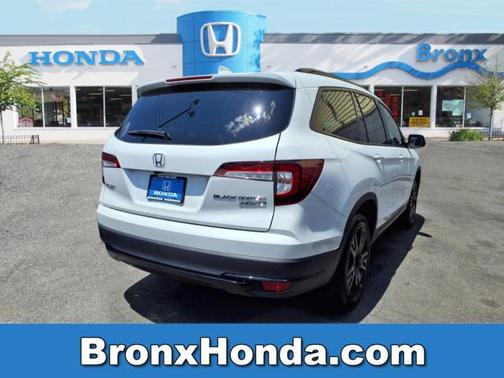 2022 Honda Pilot Black Edition