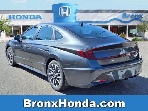 2022 Hyundai SONATA Limited