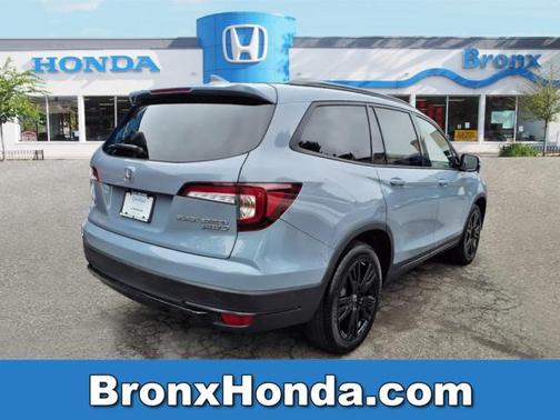 2022 Honda Pilot Black Edition