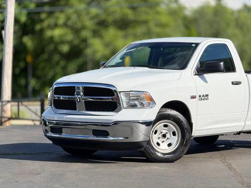Bright White Clearcoat 2016 RAM 1500 Tradesman