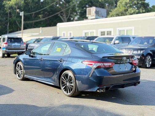 Midnight Black Metallic 2019 Toyota Camry XSE