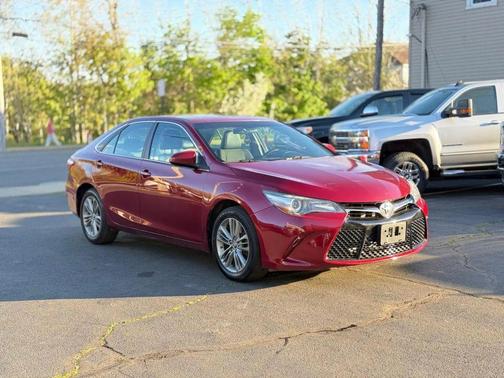 Ruby Flare Pearl 2016 Toyota Camry SE