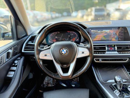 Gray 2020 BMW X7 xDrive40i