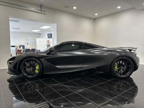 2019 McLaren 720S Base