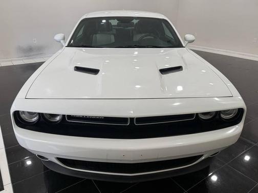 2015 Dodge Challenger SXT Plus