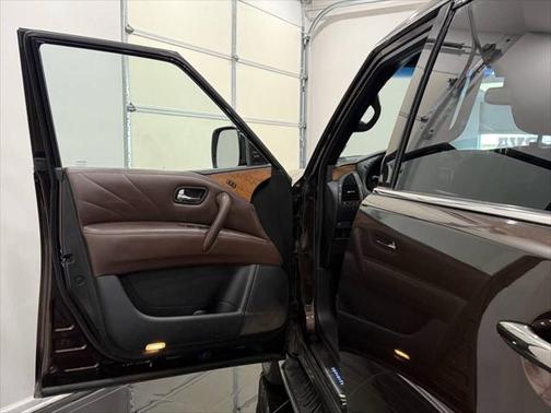 2015 INFINITI QX80 Base