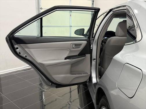 2017 Toyota Camry XLE