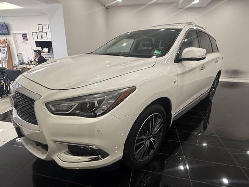 2018 INFINITI QX60 Base