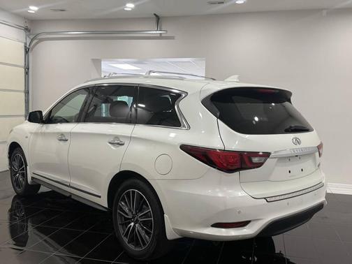 2018 INFINITI QX60 Base