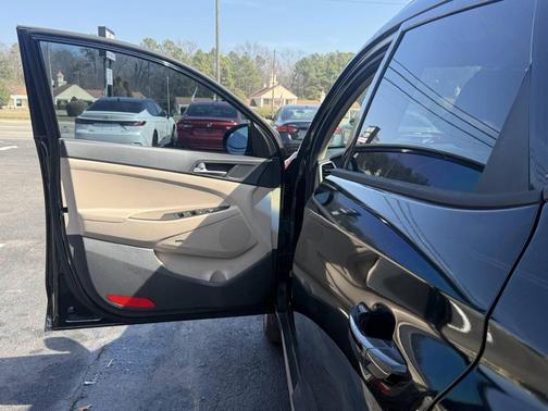 2018 Hyundai TUCSON SEL Plus