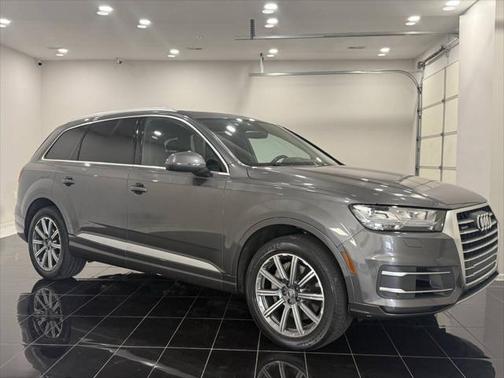2019 Audi Q7 45 Premium Plus