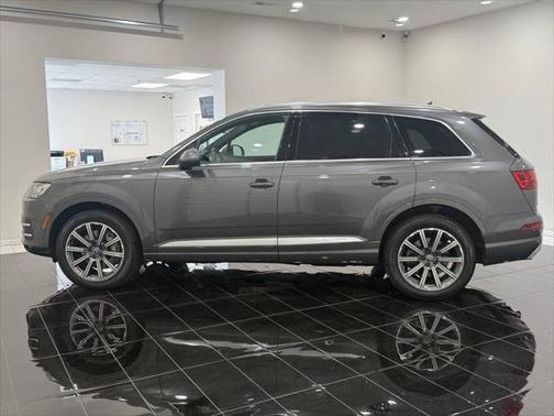2019 Audi Q7 45 Premium Plus