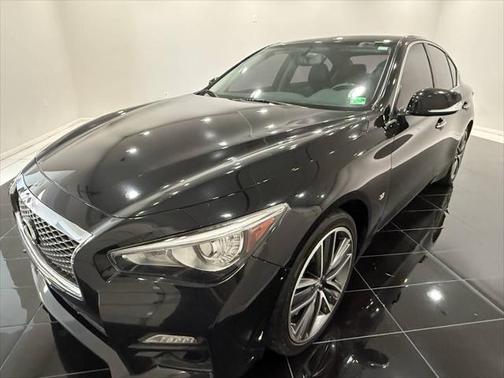 2015 INFINITI Q50 Sport